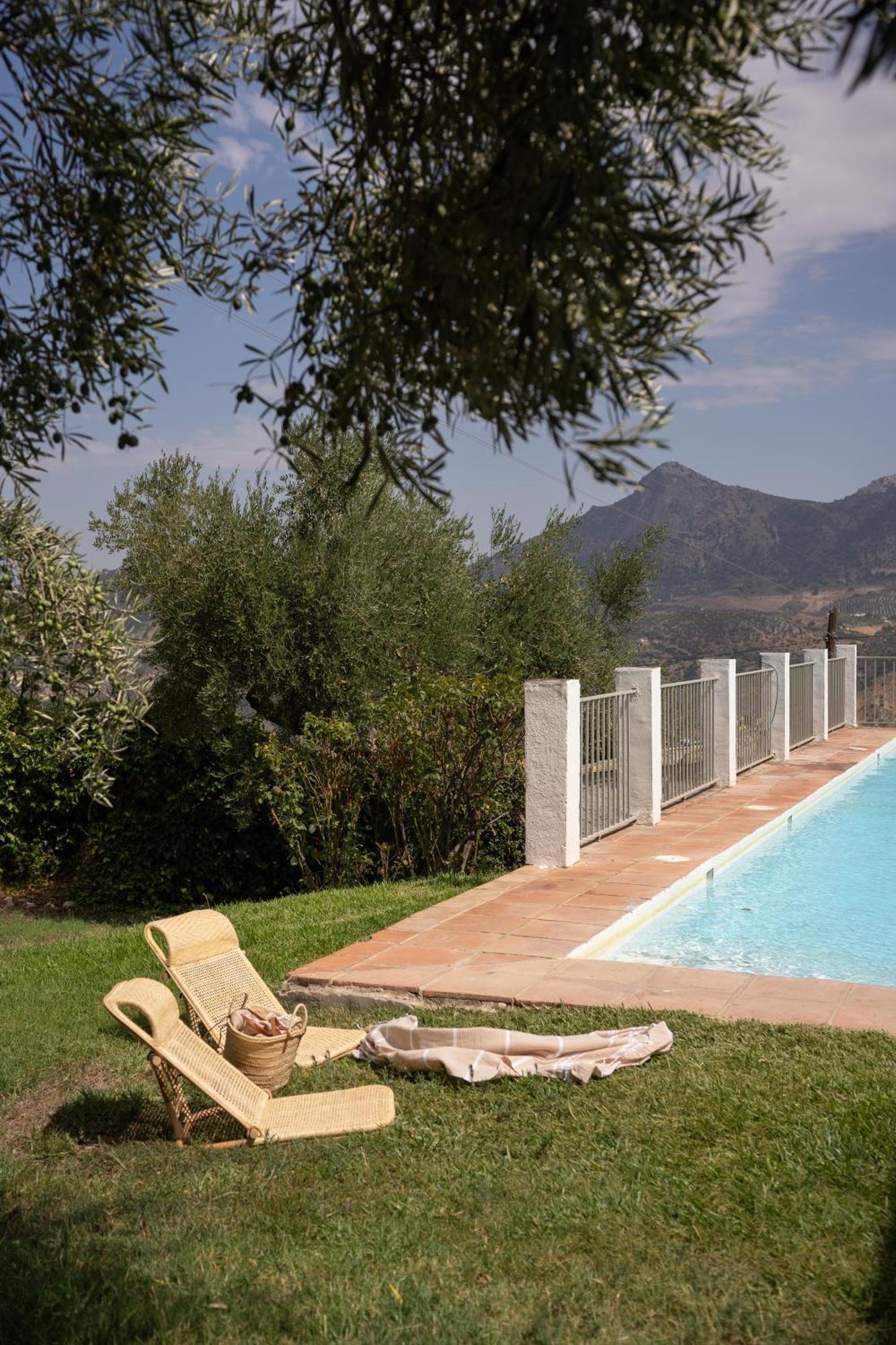 Finca Luca Oliva زاهارا دي لا سييرا المظهر الخارجي الصورة
